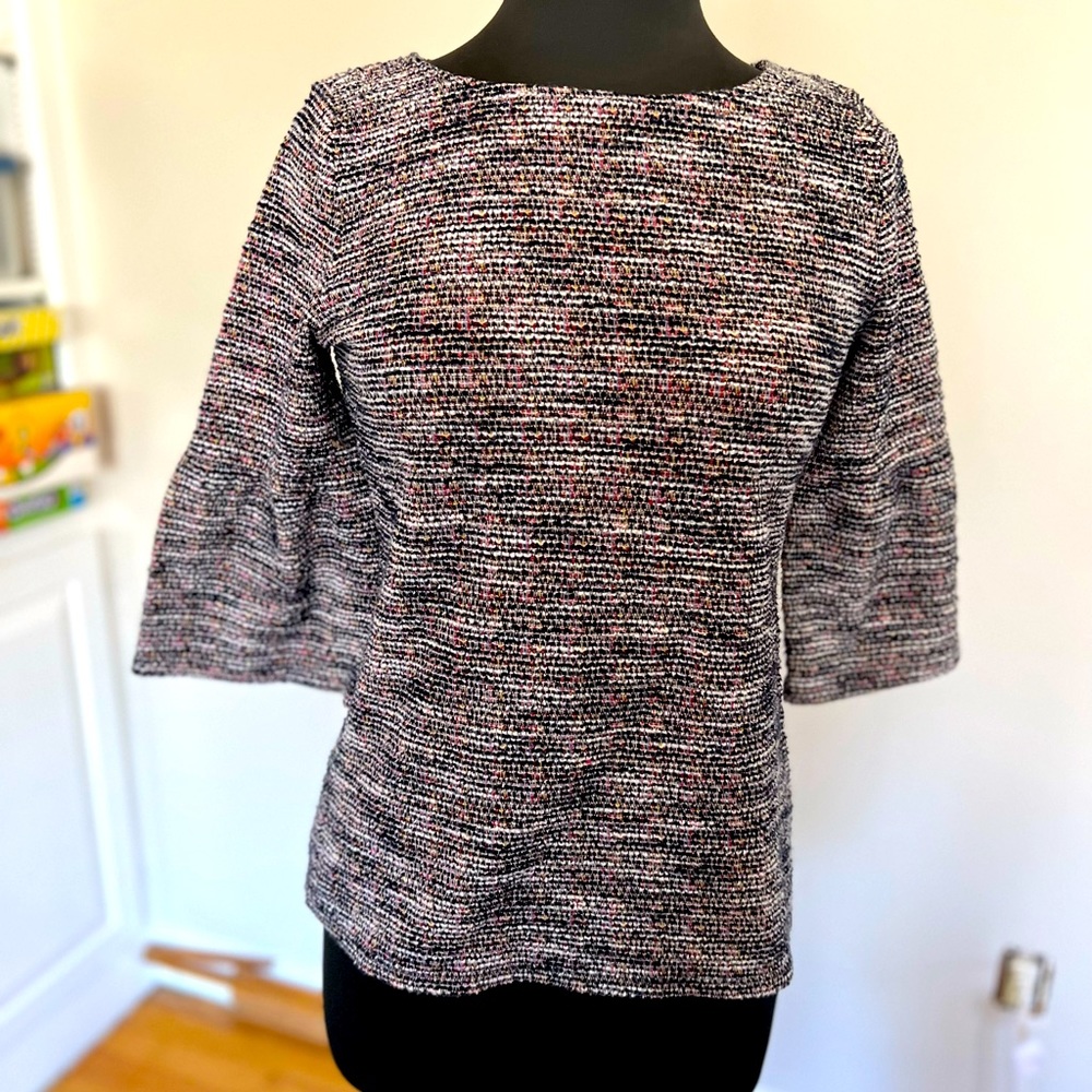 Gorgeous LOFT Tweed Slight Bubble Sleeve Top